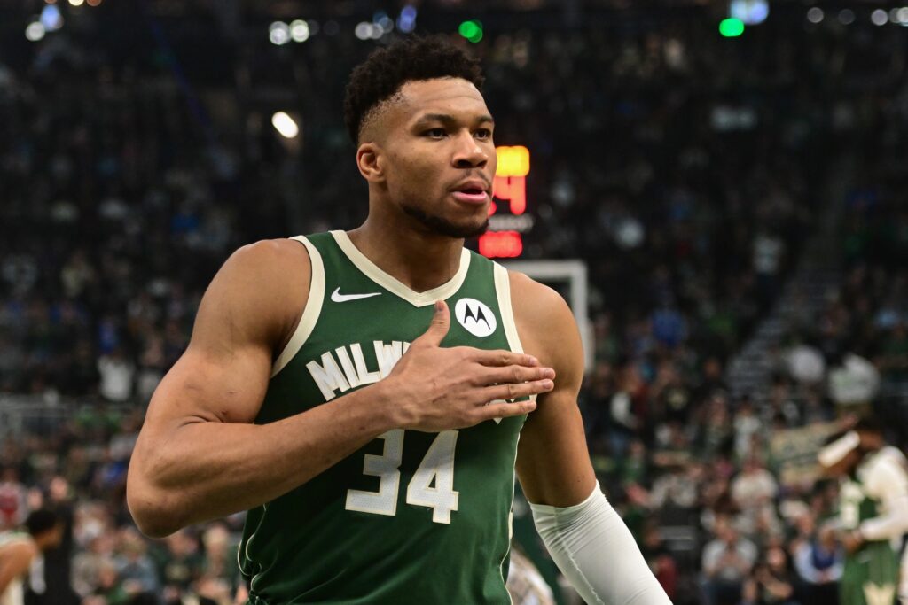 Giannis Antetokounmpo, NBA, Bucks