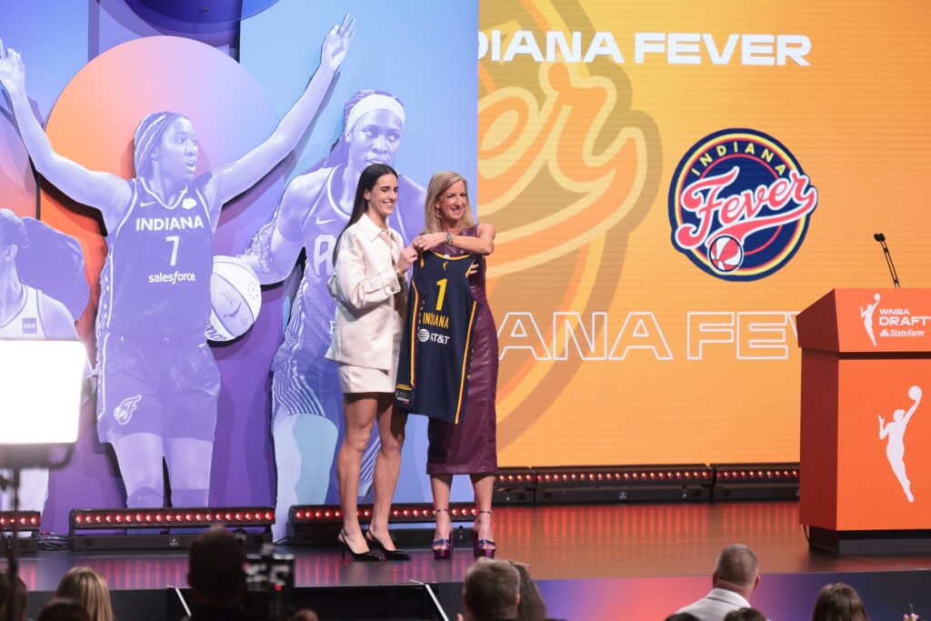 Caitlin Clark, Indiana Fever, WNBA