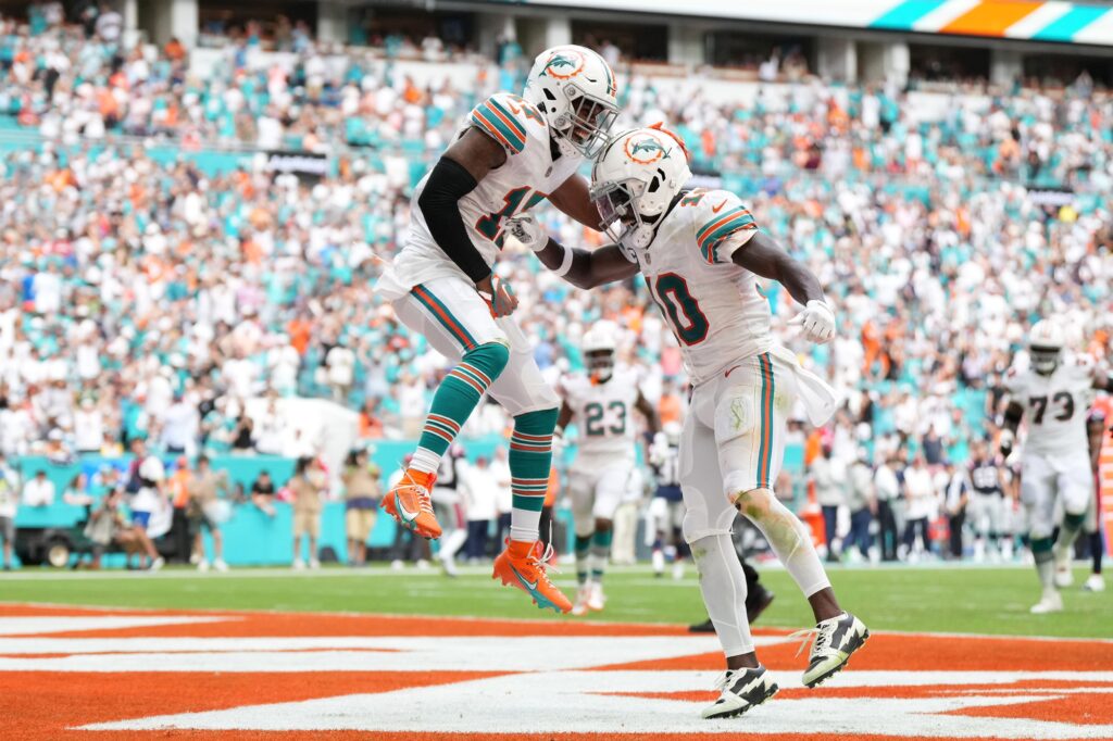 Tyreek Hill, Jaylen Waddle, Miami Dolphins