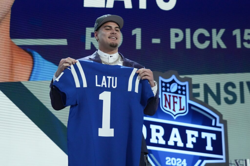 Laiatu Latu, Indianapolis Colts