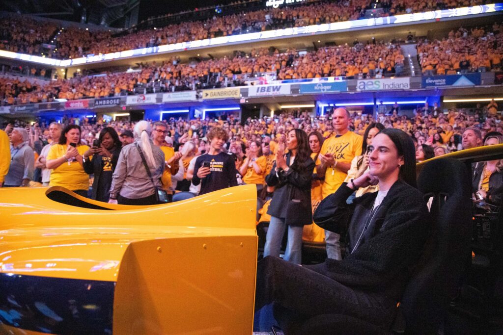 Caitlin Clark, Pacers, Fever
