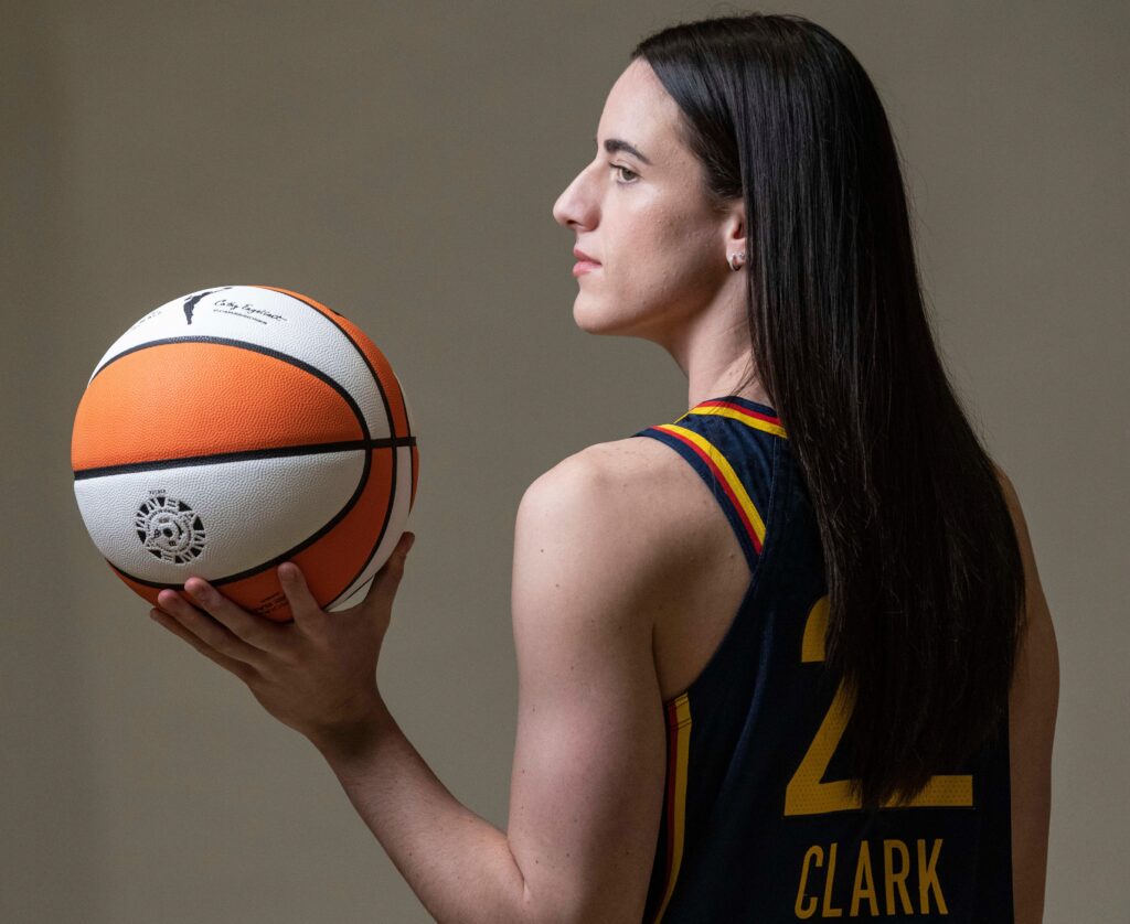 Caitlin Clark, Indiana Fever