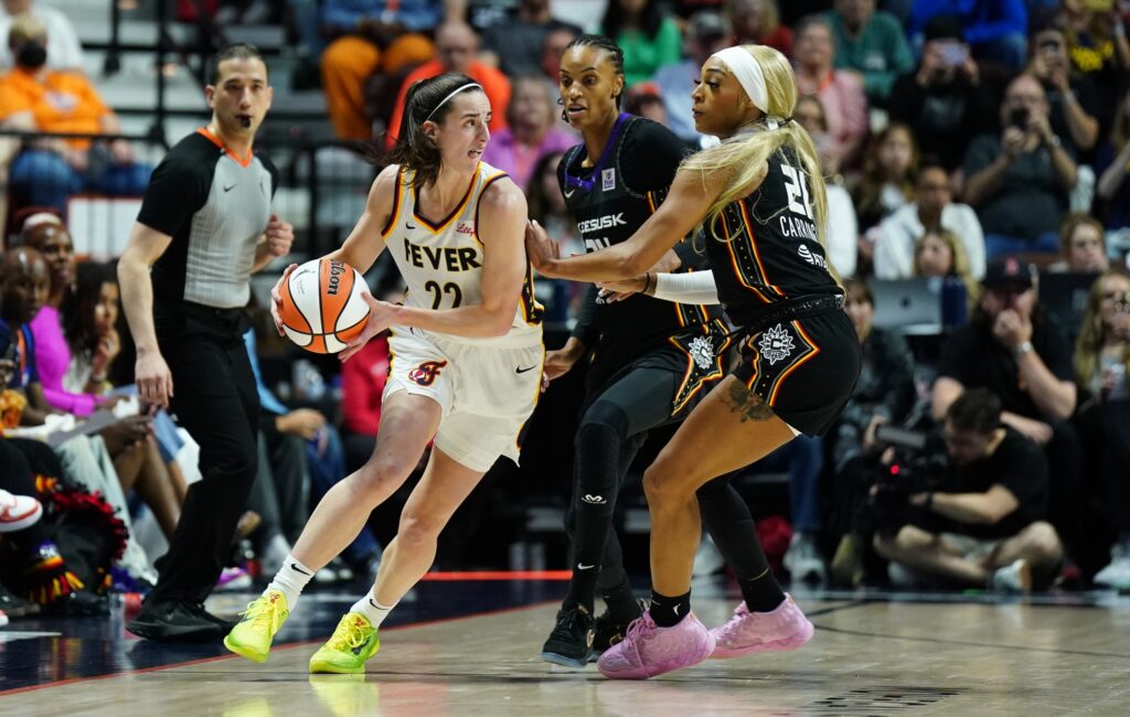 Caitlin Clark, Indiana Fever