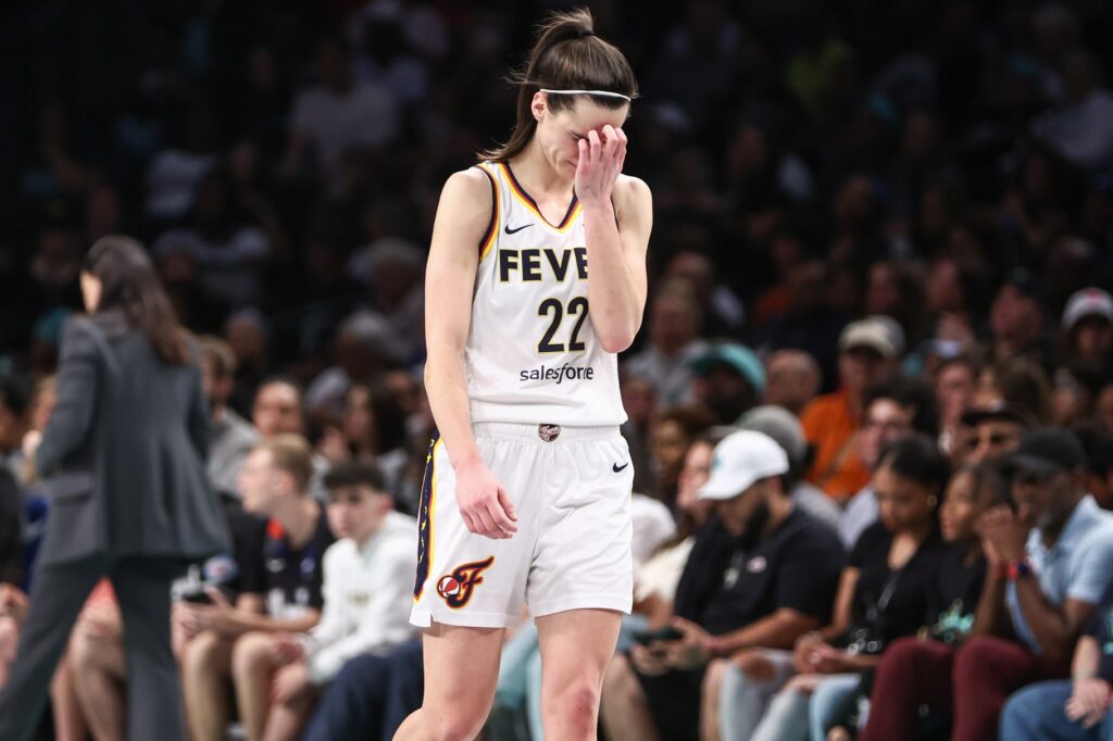 Caitlin Clark, Indiana Fever