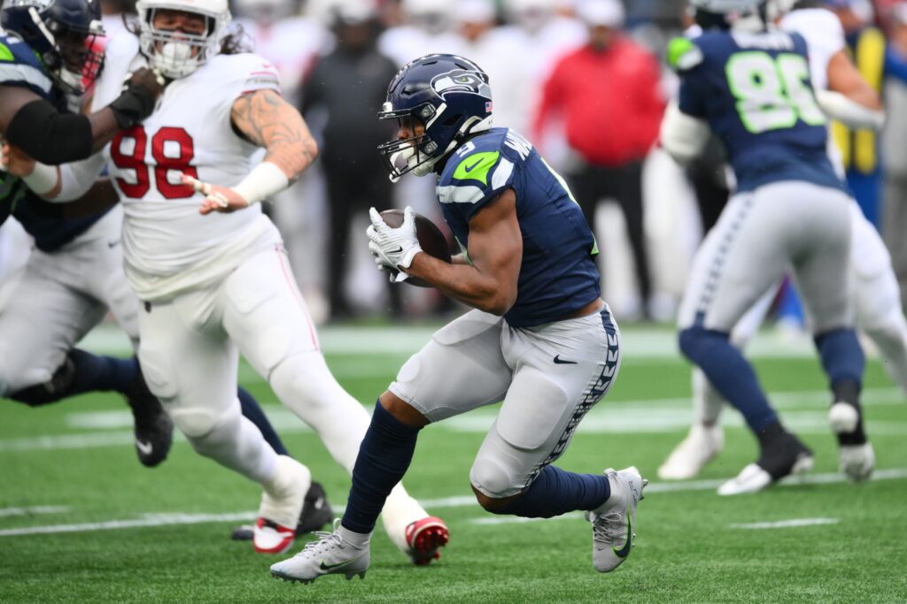 Kenneth Walker, Las Vegas Raiders, Seattle Seahawks