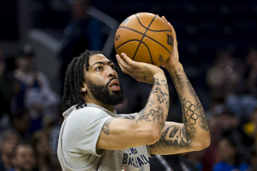 Anthony Davis, Dallas Mavericks, NBA News
