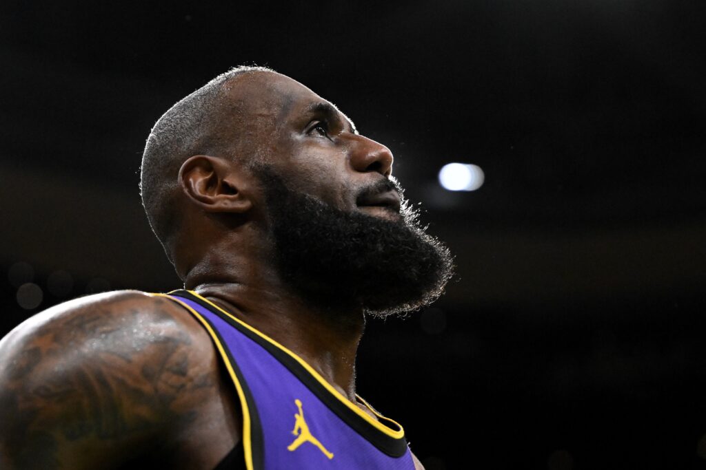 LeBron James, Los Angeles Lakers, NBA News