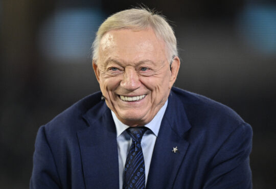 Jerry Jones, Dallas Cowboys