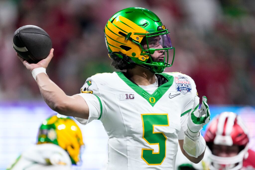 Dante Moore, Oregon Ducks