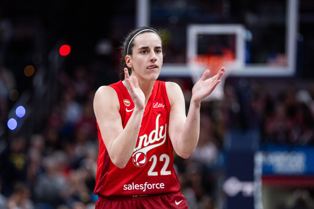 Caitlin Clark, Indiana Fever