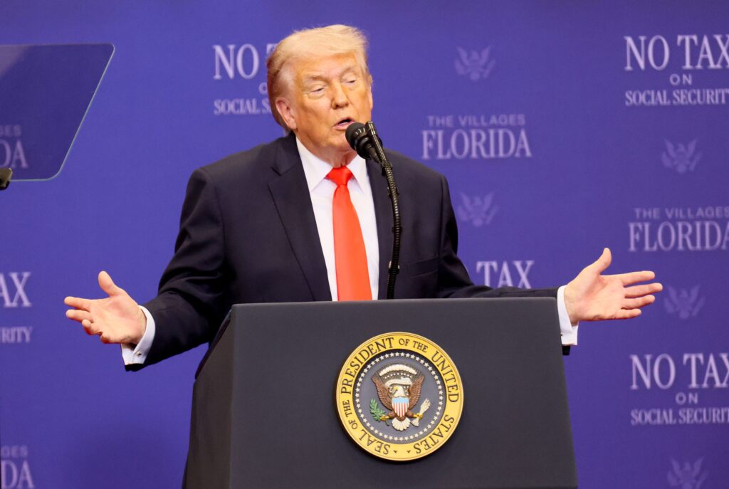 Donald Trump, Fernando Mendoza