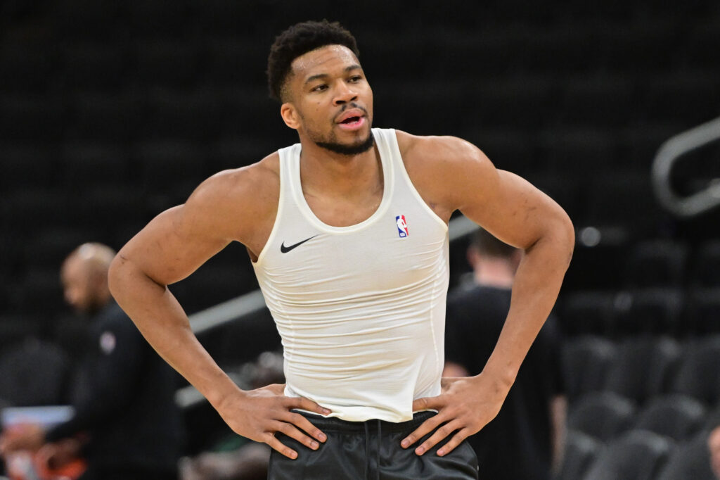 Giannis Antetokounmpo, Golden State Warriors