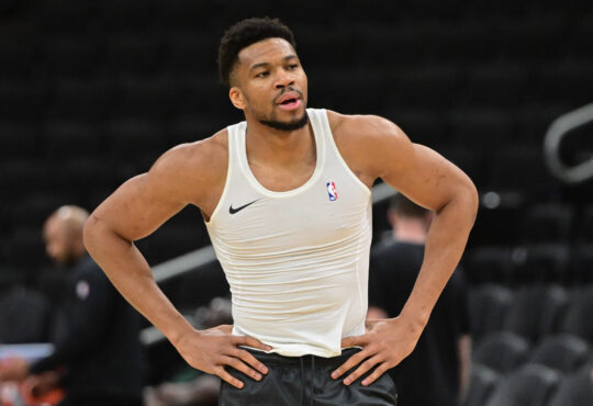 Giannis Antetokounmpo, Golden State Warriors