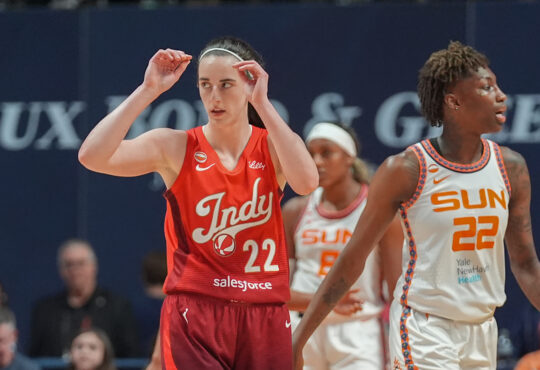 Caitlin Clark, Indiana Fever