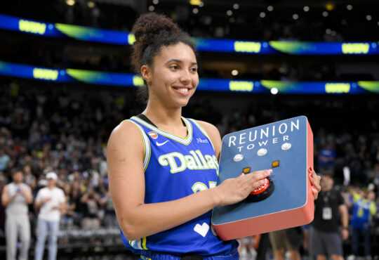 Azzi Fudd, Dallas Wings