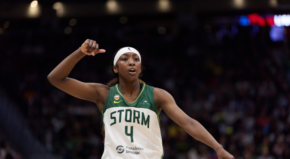 Flau'jae Johnson, WNBA