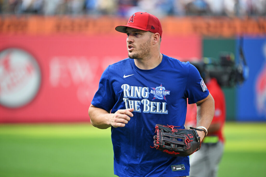 Mike Trout, Philadelphia Phillies