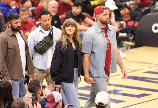 Travis Kelce, Taylor Swift