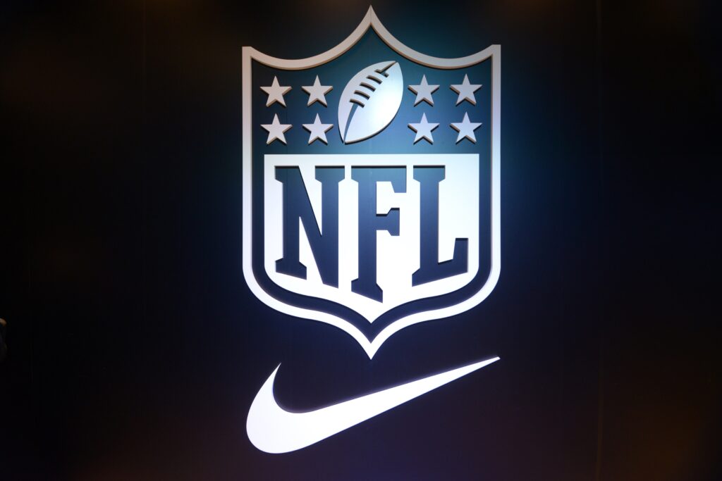 NFL, Nike