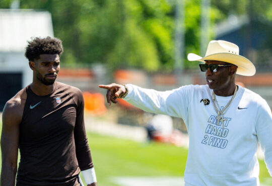 Deion Sanders, Shedeur Sanders, Cleveland Browns