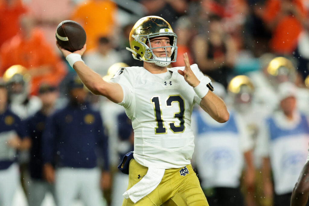 CJ Carr, Notre Dame Fighting Irish