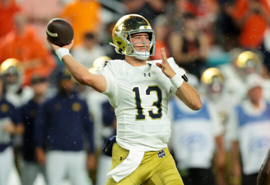 CJ Carr, Notre Dame Fighting Irish