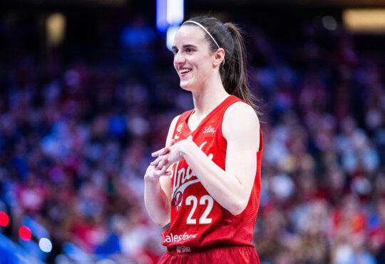 Caitlin Clark, Indiana Fever