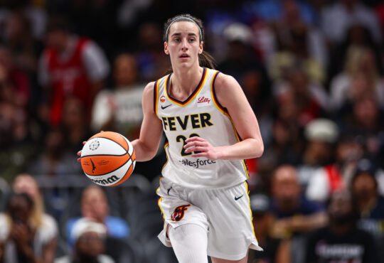 Caitlin Clark, Indiana Fever